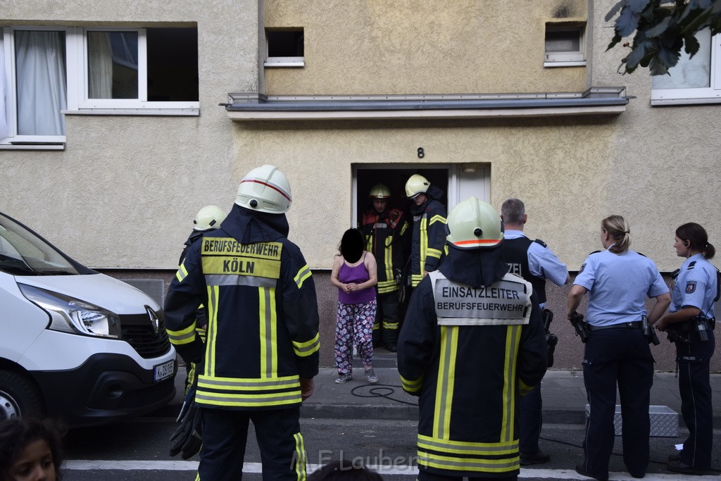 Feuer 1 Koeln Vingst Bambergerstr P11.JPG - Miklos Laubert